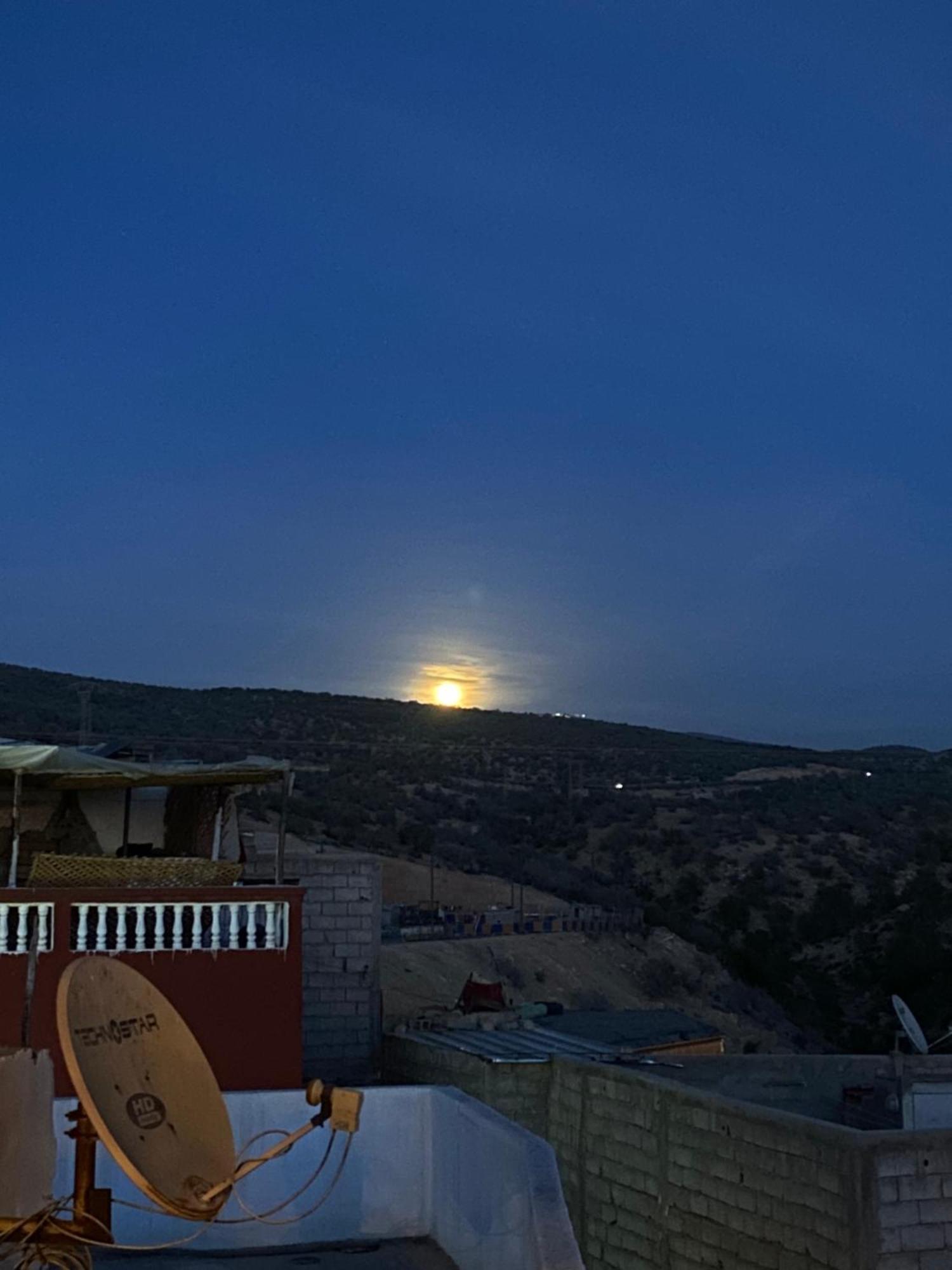 Sunny Wave Taghazout Surf & Yoga Hotel Exterior photo