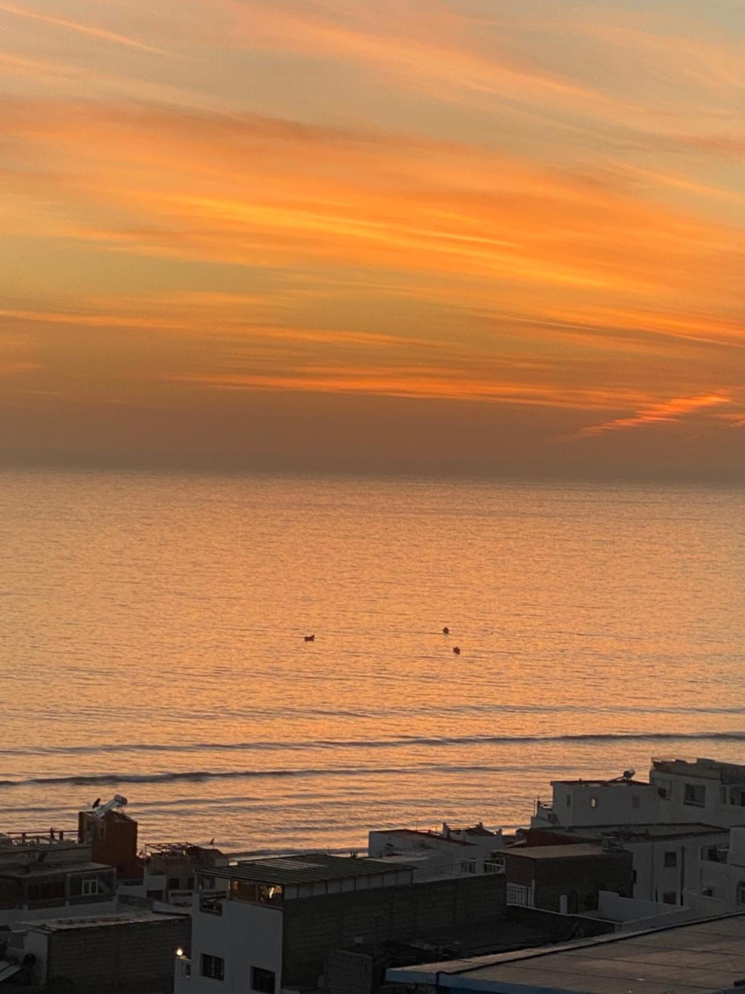 Sunny Wave Taghazout Surf & Yoga Hotel Exterior photo