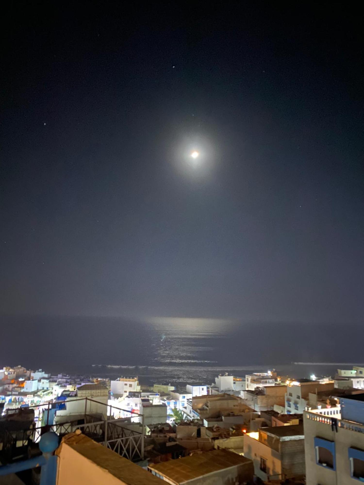 Sunny Wave Taghazout Surf & Yoga Hotel Exterior photo